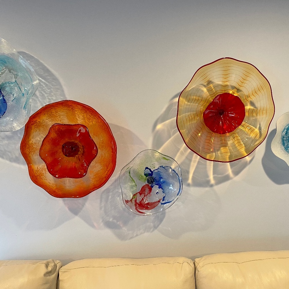 Vizio glass wall art